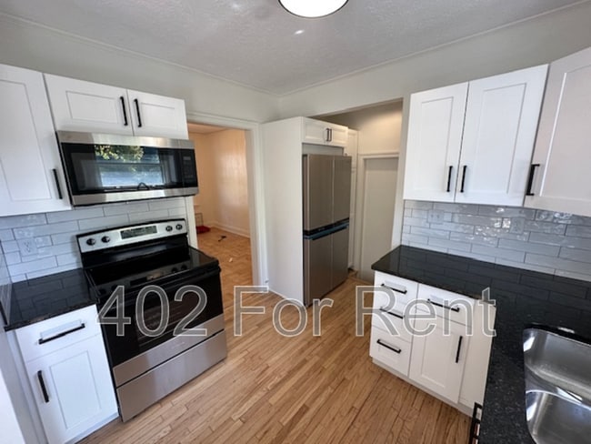 Building Photo - 4511 Shirley St