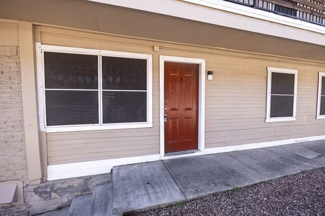 Building Photo - 5414 Reiger Ave