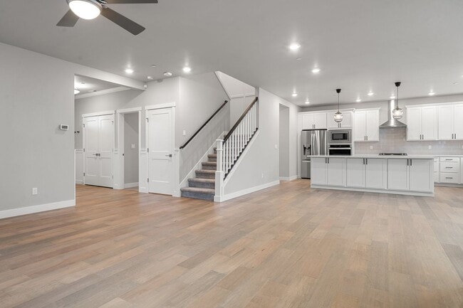 Building Photo - Newer 4-Bedroom Home in Bremerton