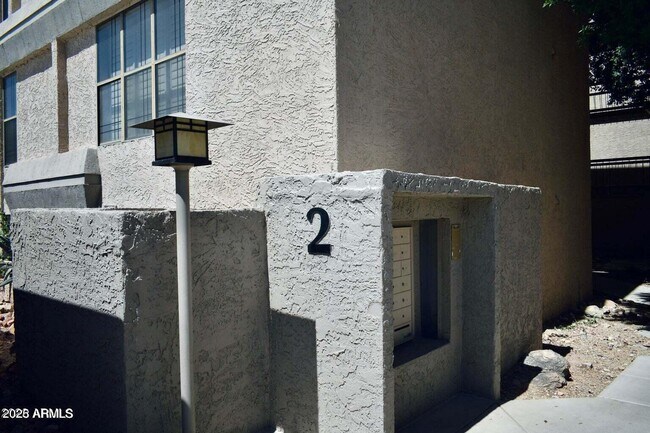 Building Photo - 5122 N 31st Way
