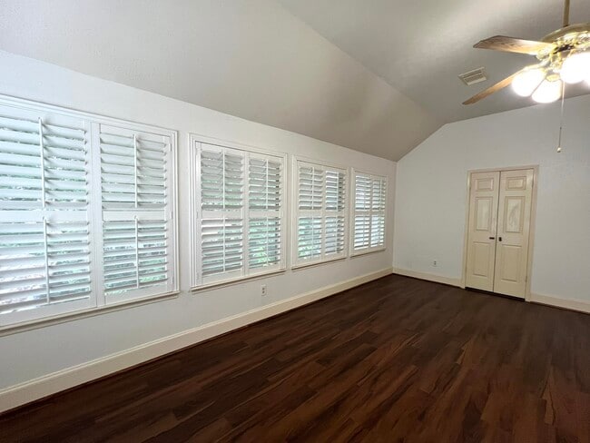 Building Photo - 12803 Birch Falls Rd