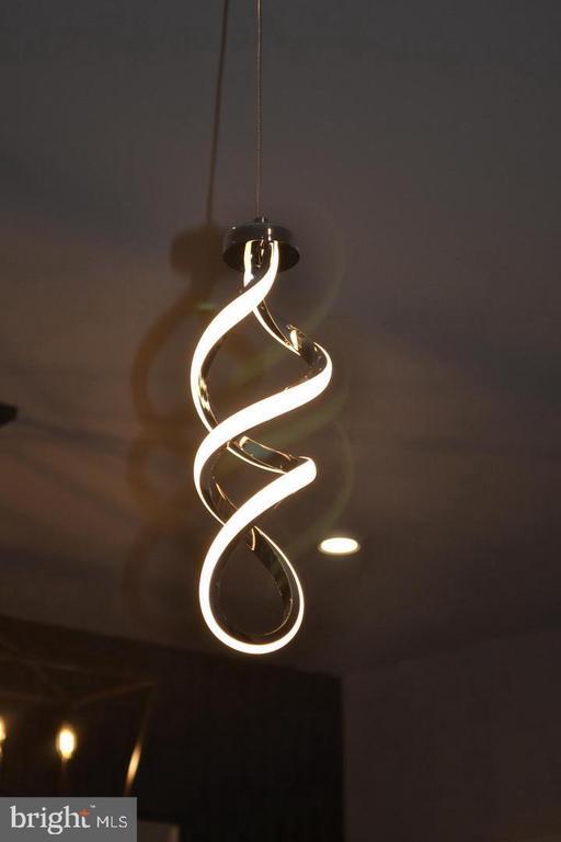 Building Photo - 1015 Rampart Dr