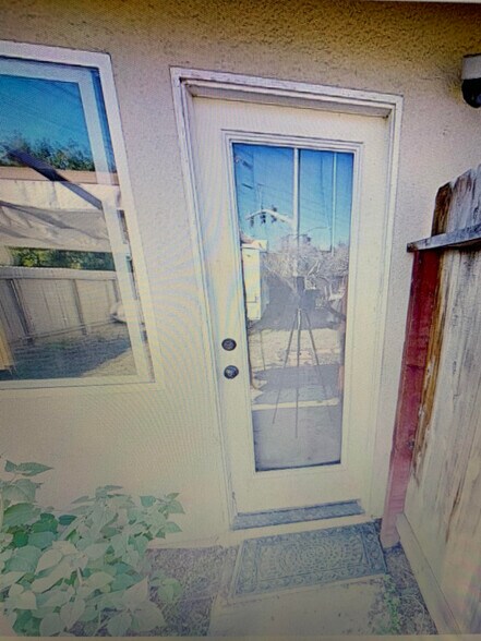 Building Photo - 4812 Kelly Dr