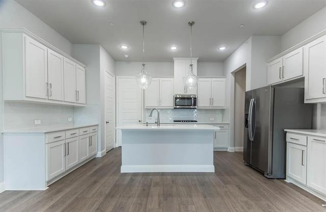 Building Photo - 12927 Couture Dr