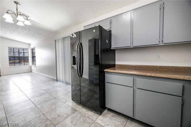 Building Photo - 7420 Lattimore Dr