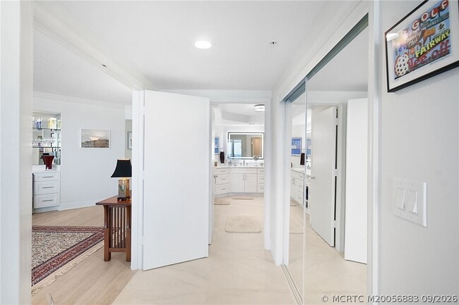 Building Photo - 8600 S Ocean Dr