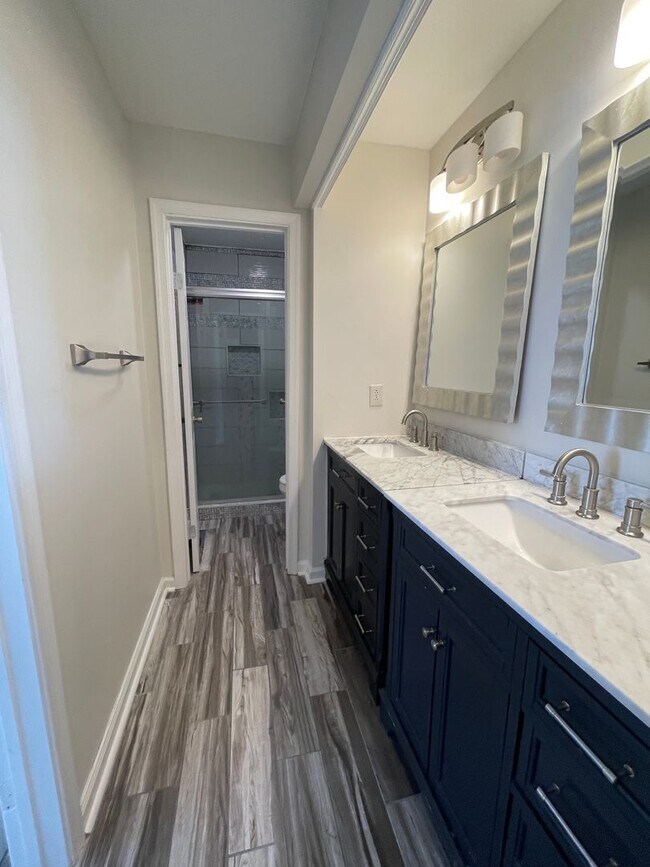 Building Photo - Kempsville Lake