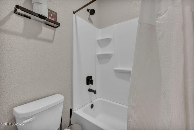 Building Photo - 150 Rissone Ln