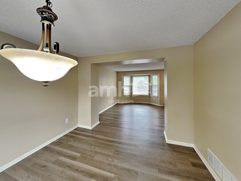 Building Photo - 17051 Numa Pl