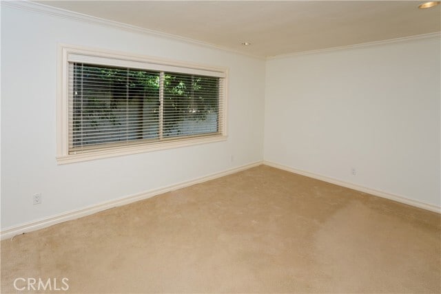 Building Photo - 984 La Cresta Pl