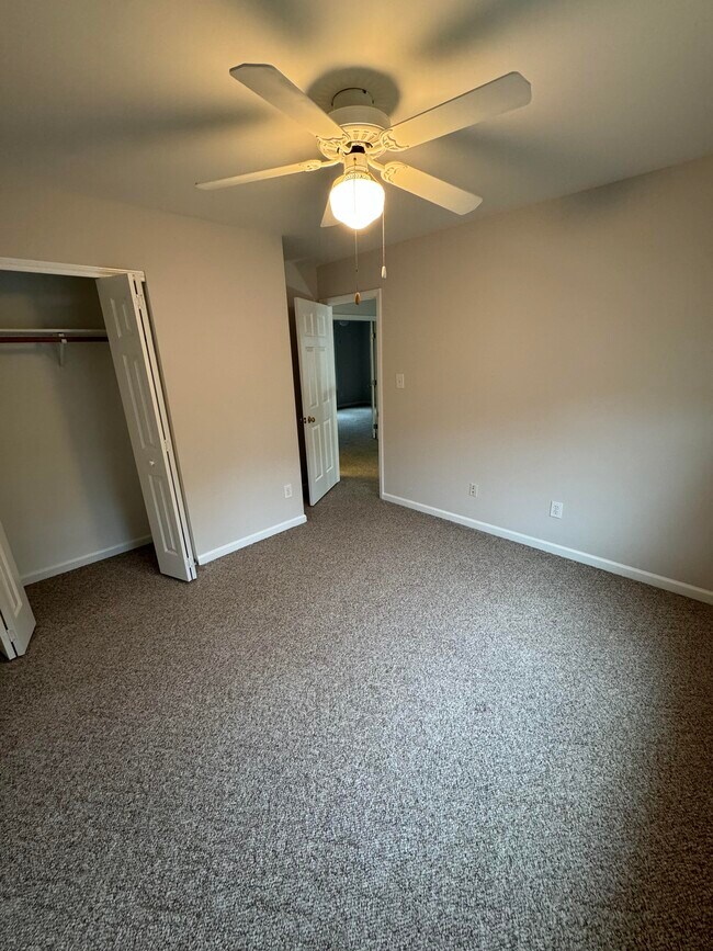 Building Photo - 8605 Tanzanite Ct