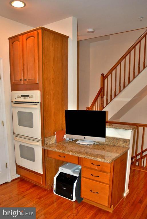 Building Photo - 18722 Broken Oak Rd