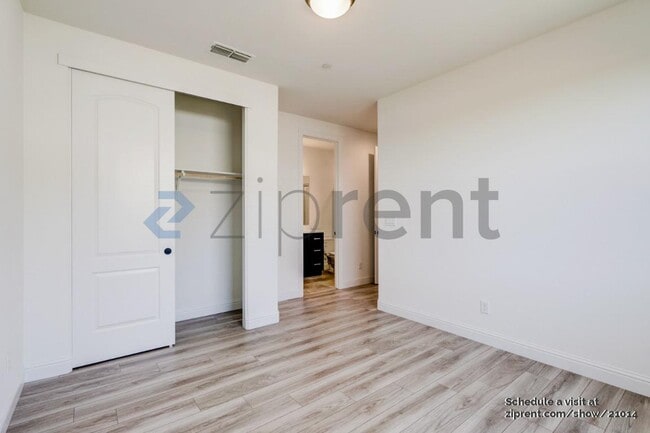 Building Photo - 2771 Rio Grande Dr
