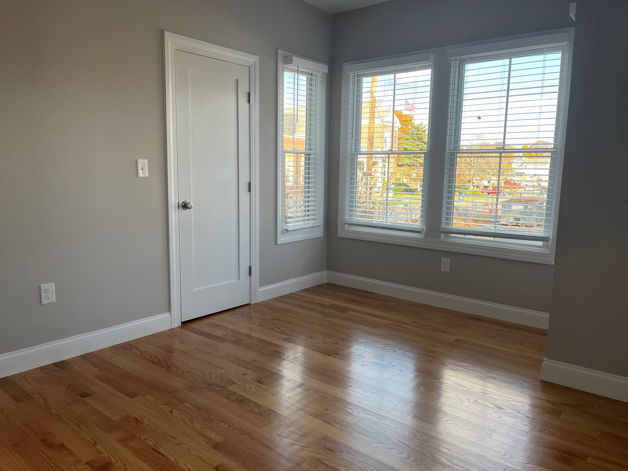 Building Photo - 12 Lafayette St