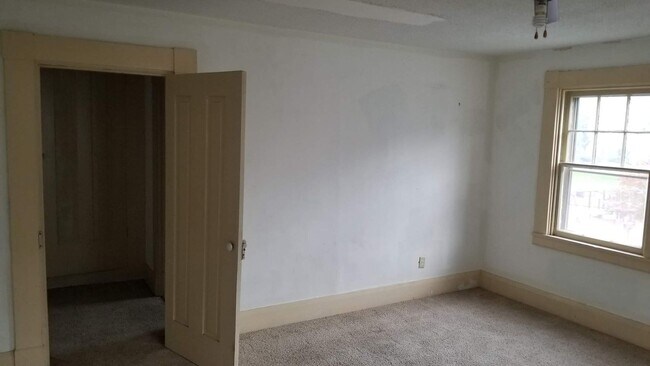 Building Photo - 245 North Spring Street