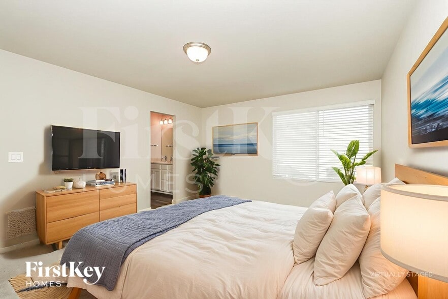 Building Photo - 11156 Murrelet Dr