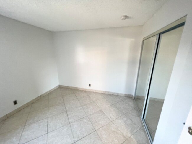 Building Photo - 3171 Leewood Terrace
