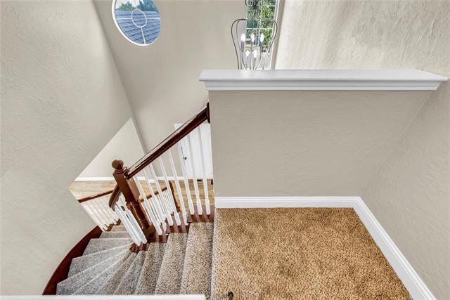 Building Photo - 900 Doral Cir