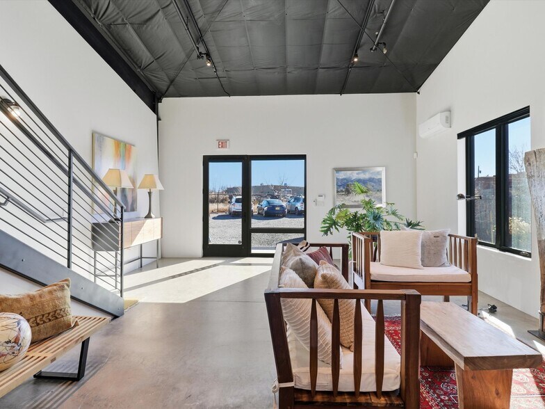 Building Photo - 1728 Camino Carlos Rey