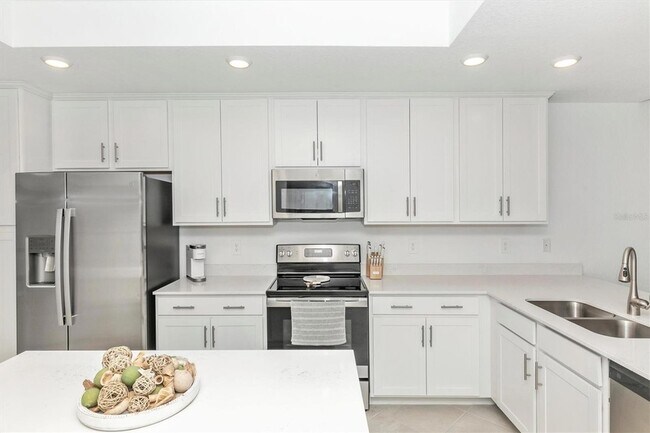 Building Photo - 12520 Galapagos Ct