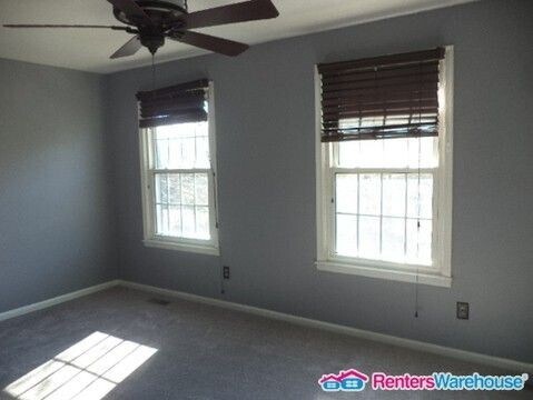 Building Photo - 5759 Richardson Mews Square