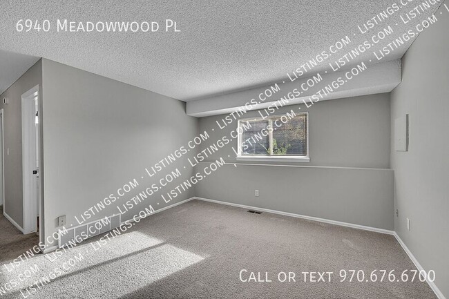 Building Photo - 6940 Meadowwood Pl