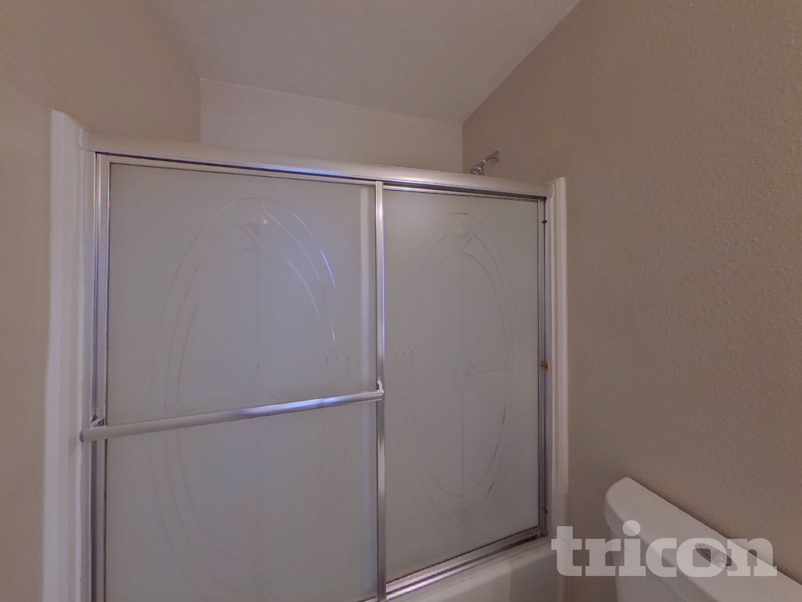 Building Photo - 806 Littleton Dr