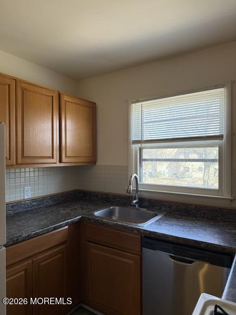 Building Photo - 52 Scotch Pine Dr