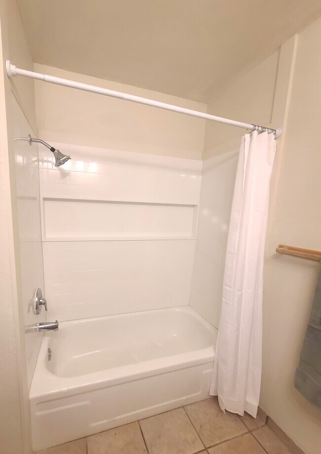 Building Photo - 8725 E San Ardo Dr