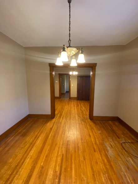 Building Photo - 2026 J St