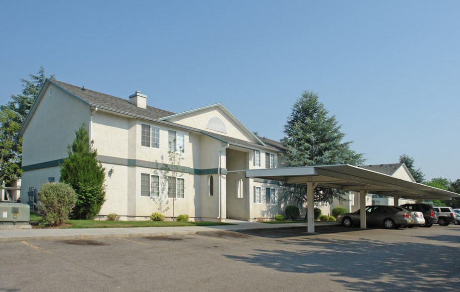 Interior Photo - The Pines Apartments