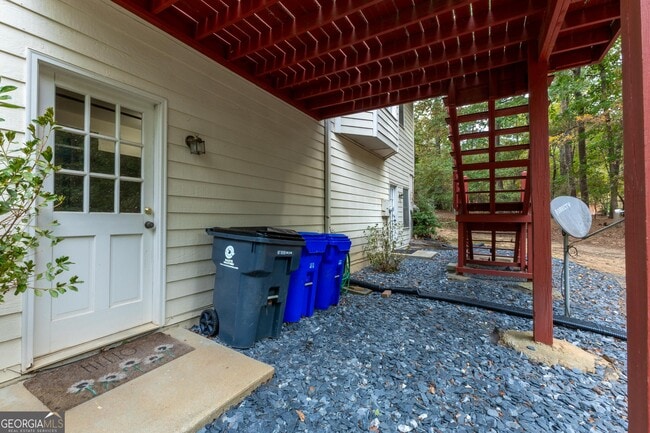 Building Photo - 100 Woodcrest Overlook
