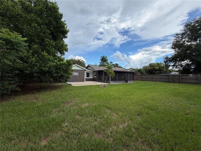 Building Photo - 710 Winthrop Pl