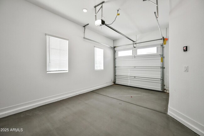 Building Photo - 3239 N 197th Ln