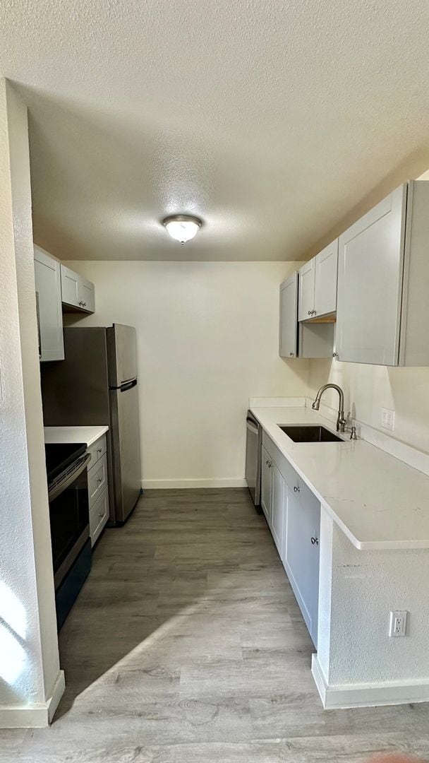 Building Photo - 3423 Madison Ave