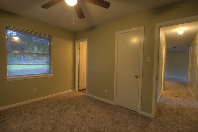 Building Photo - 4311 Marcell Cir W