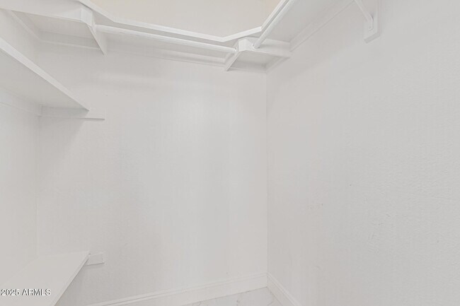 Building Photo - 9665 E Cochise Dr