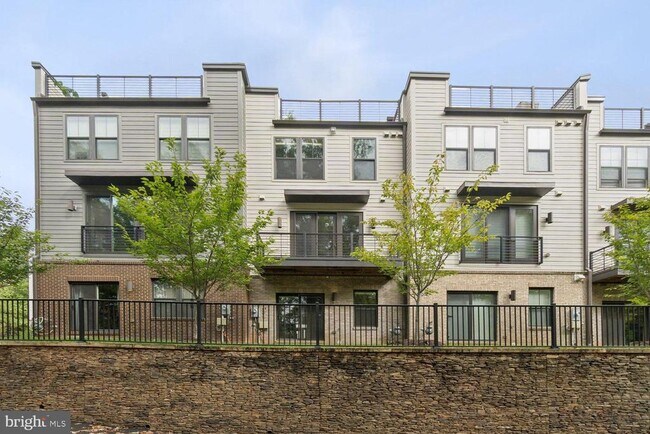 Building Photo - 1641 Bandit Loop