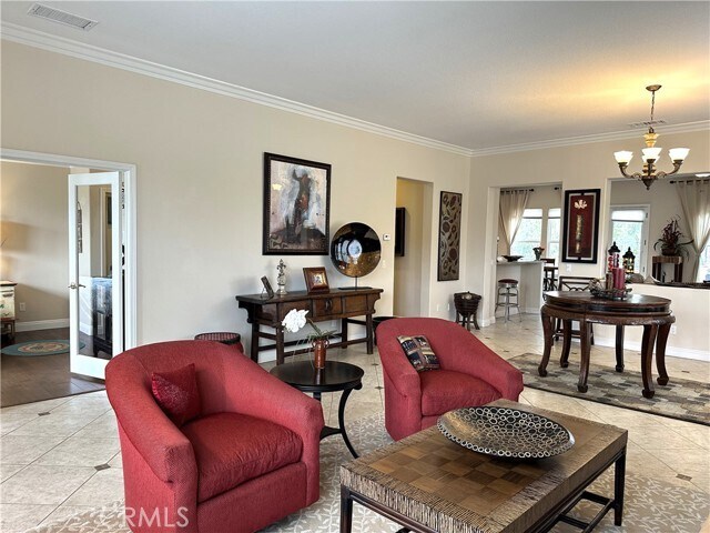 Building Photo - 5415 Vista Del Mar