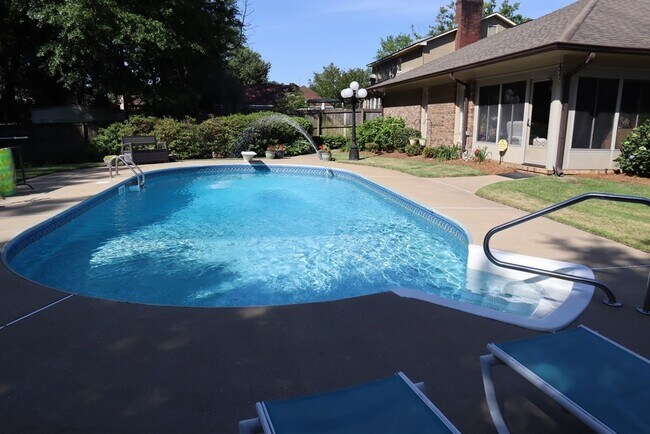 Building Photo - 7208 W Wynfield Loop