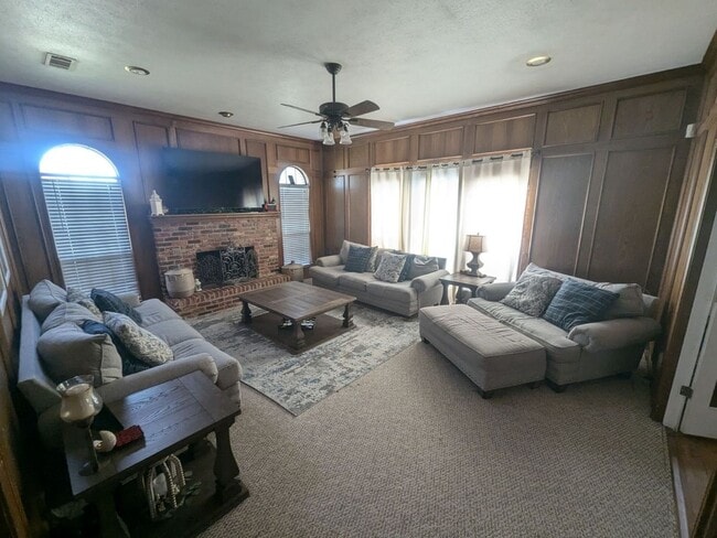 Building Photo - Beautiful west plano home Great neighborho...