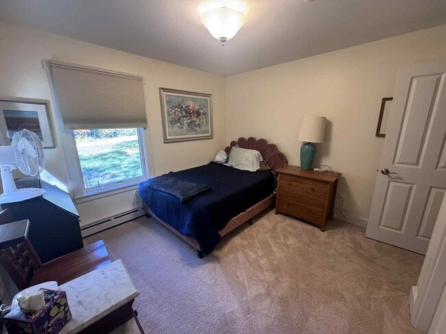 Building Photo - 3BR RANCH BRUNSWICK SEASONAL FURNISHED