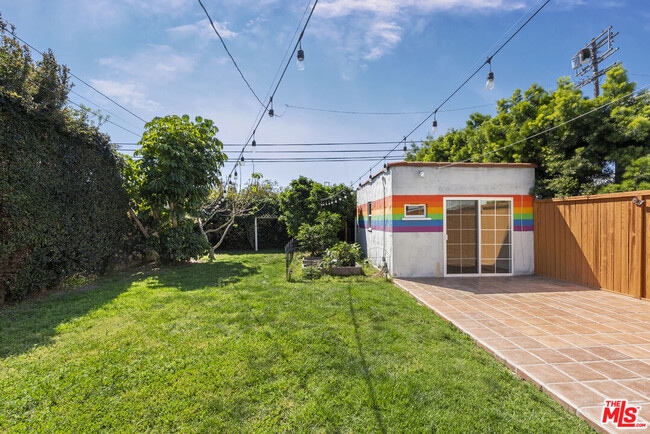 Building Photo - 2031 Glendon Ave