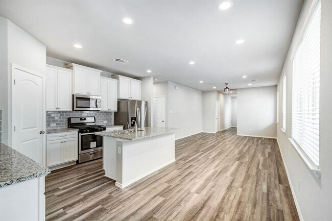 Building Photo - 9304 Colonial Bent Pl