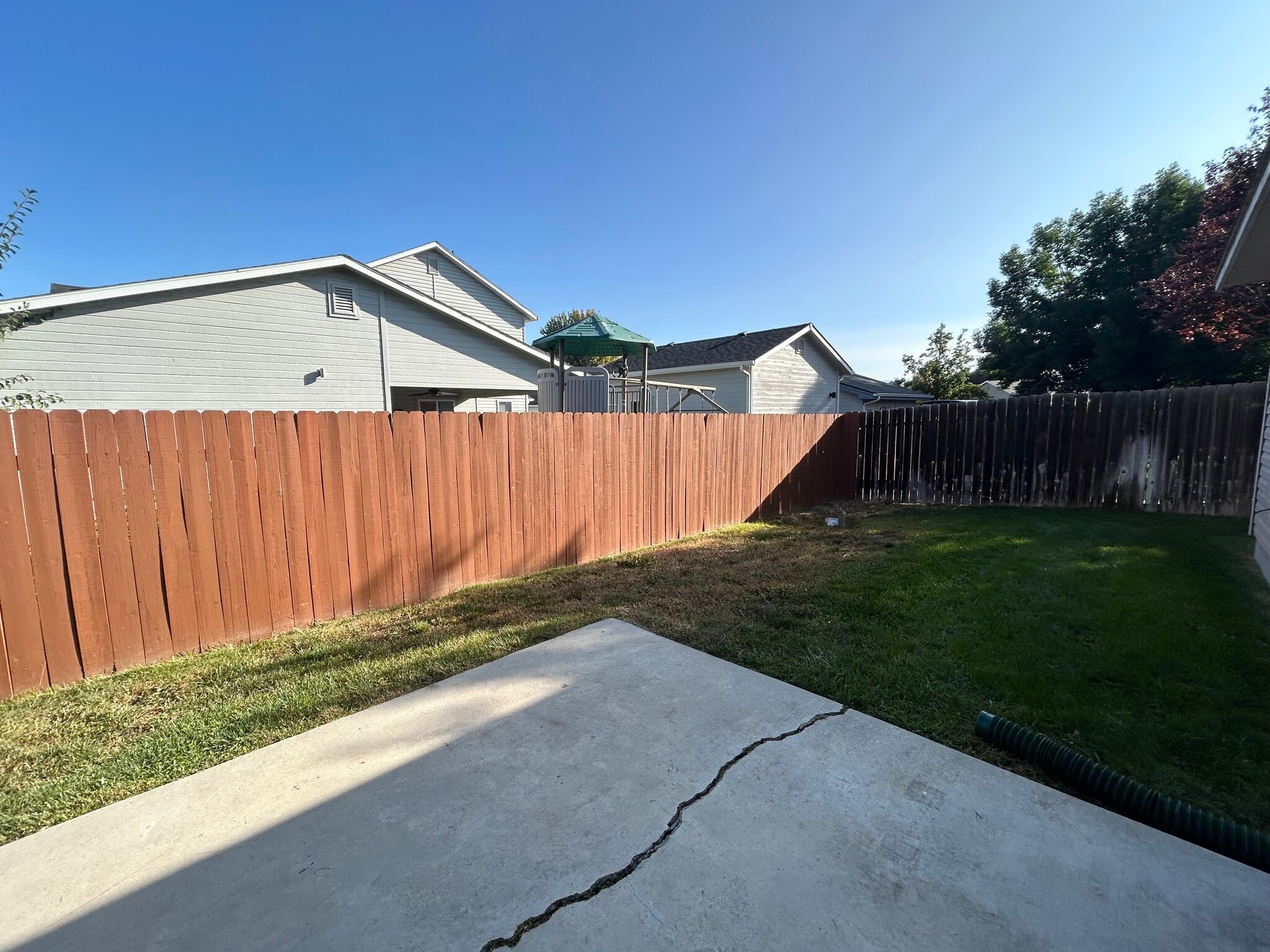 Building Photo - 12942 W Pinyon Ct