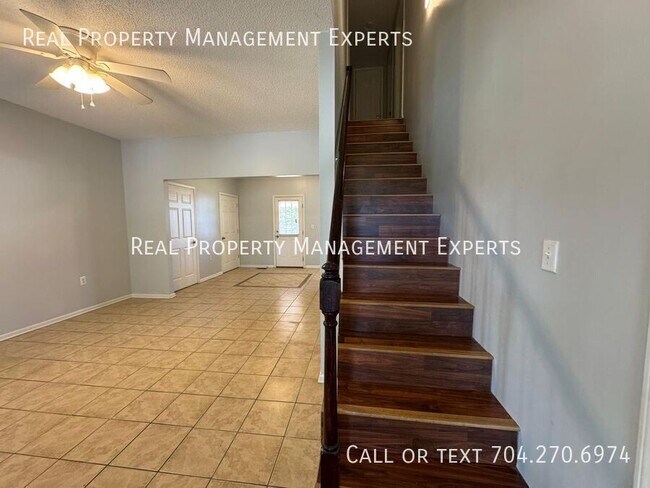 Building Photo - 507 Brookwood St