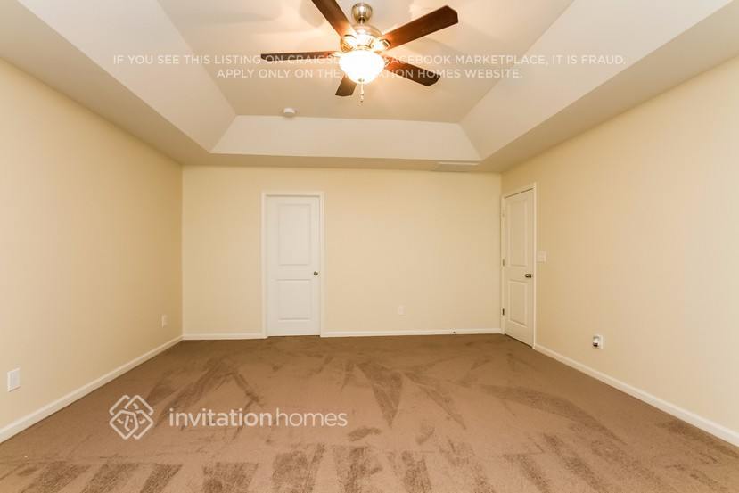 Building Photo - 124 Gilden Way