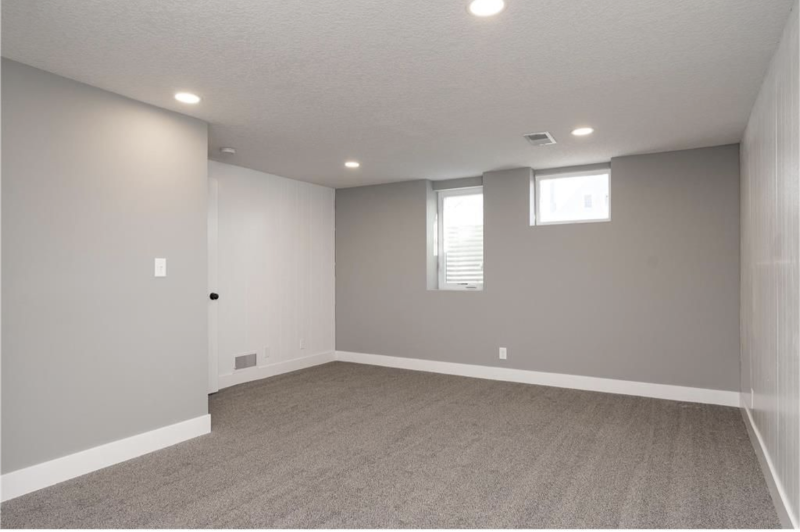 Building Photo - 4248 Regent Ave N