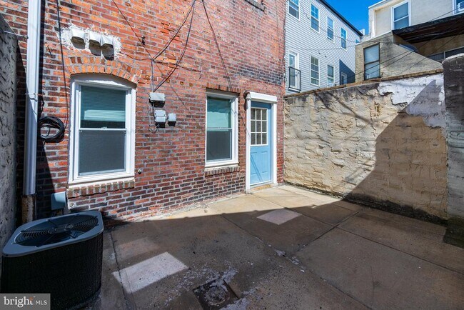 Building Photo - 1510 Fairmount Ave