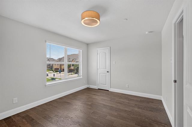 Building Photo - 2873 Creekway Dr